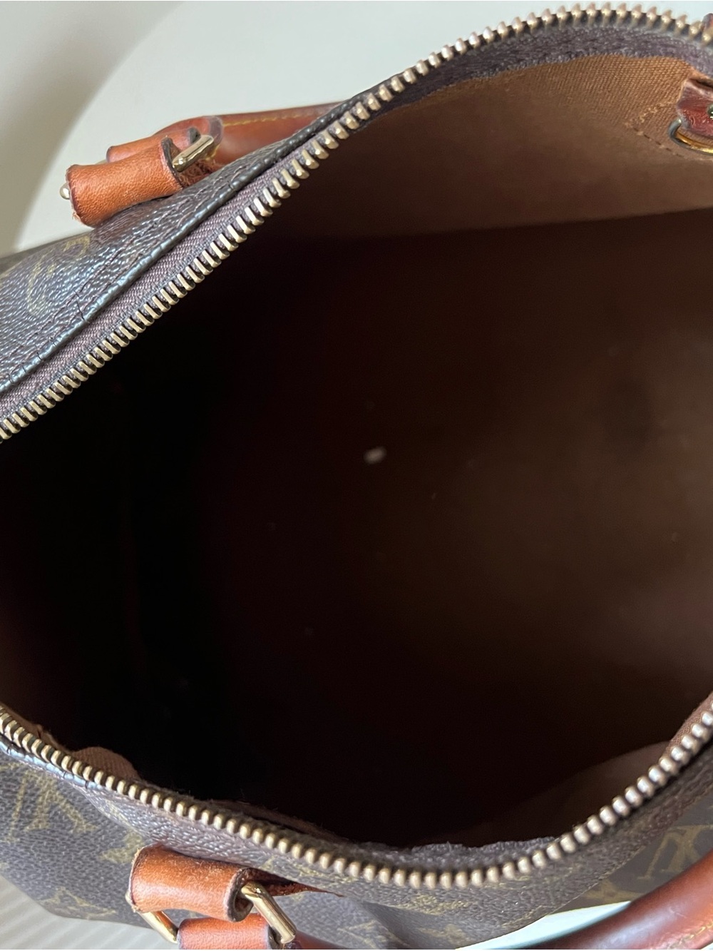 Louis Vuitton Monogram Speedy Satchel in Dark Brown and Cognac Trim - Picture 6 of 9